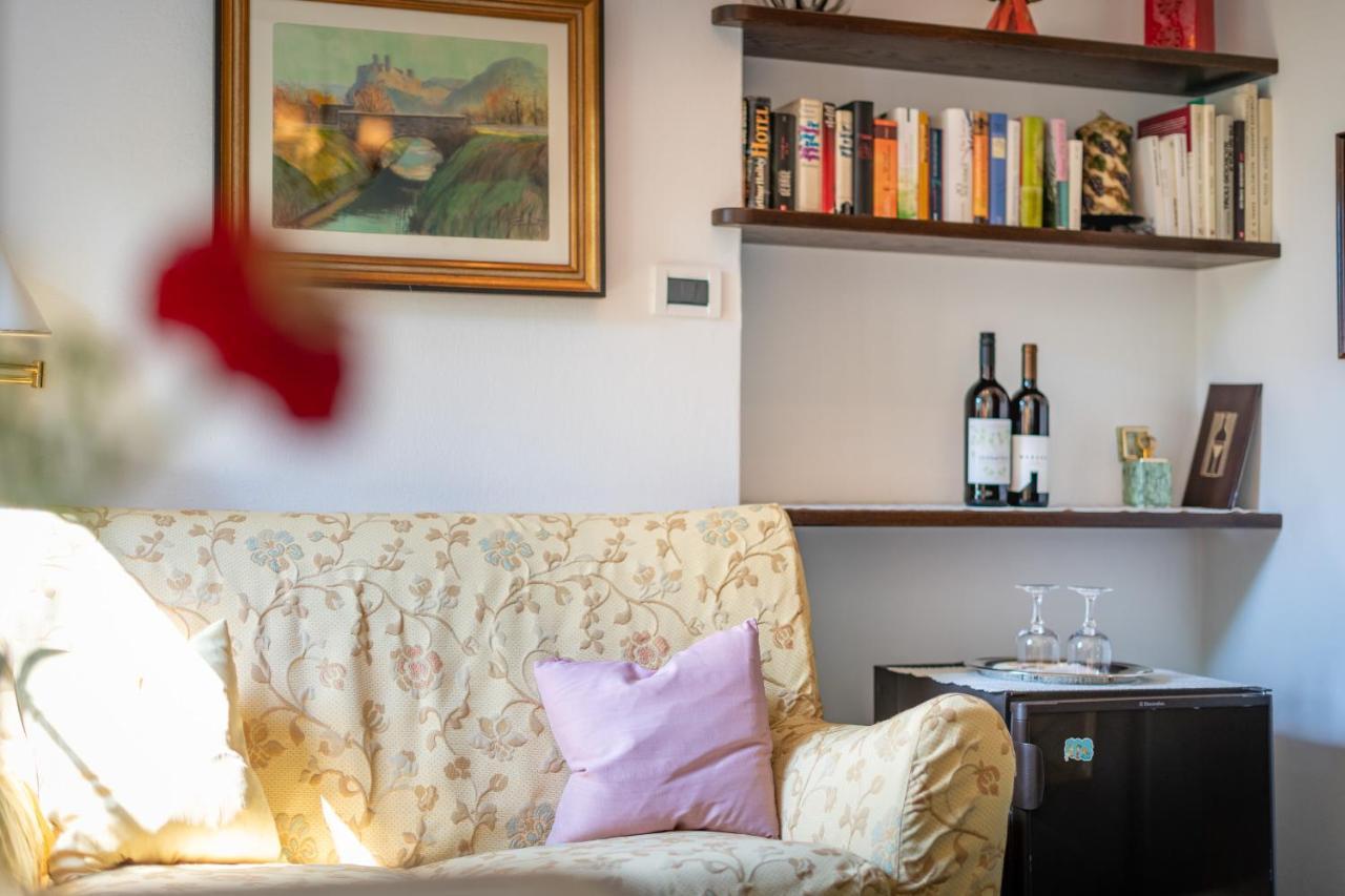 Haus Oberhofer Bed & Breakfast Girlan Dış mekan fotoğraf