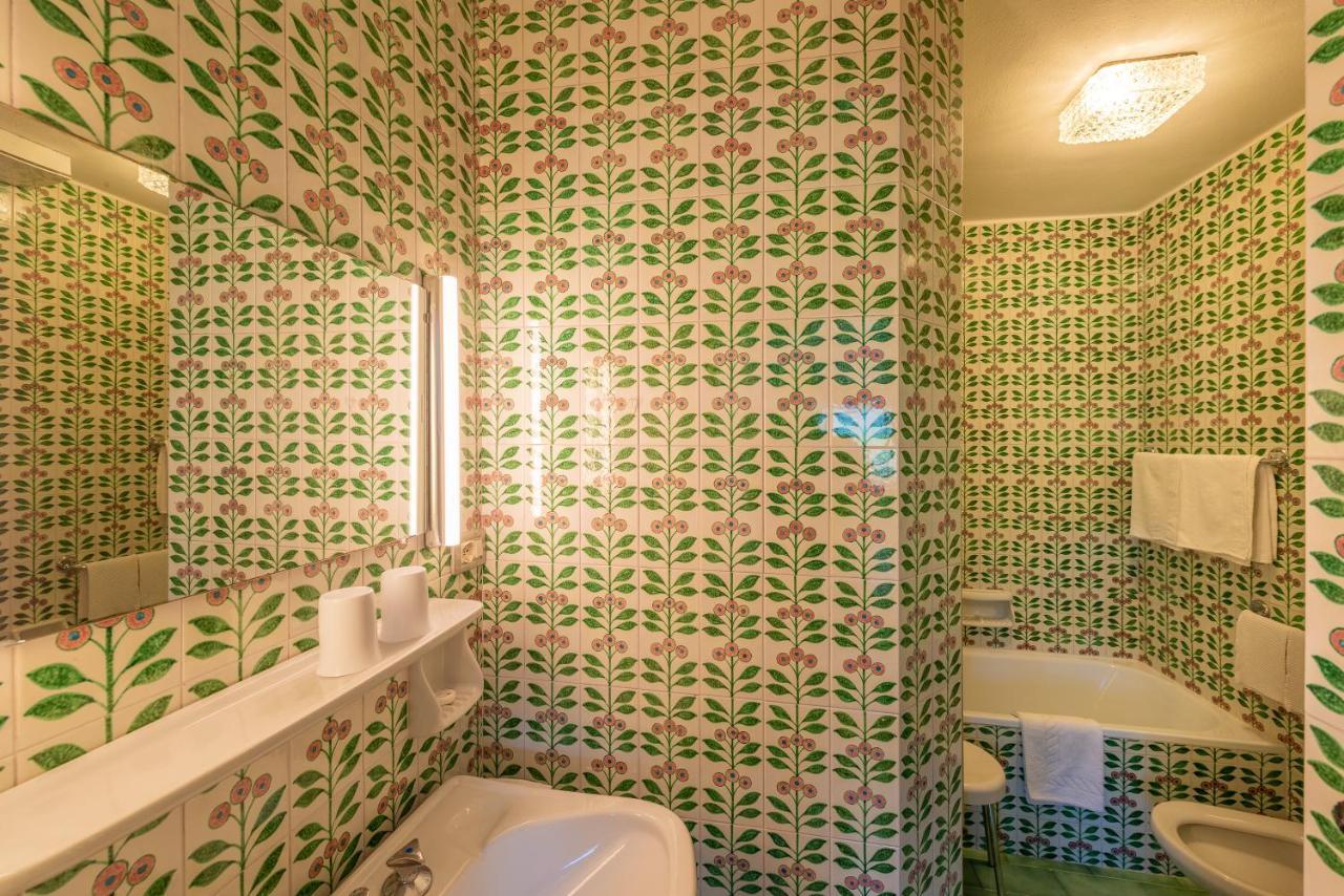 Haus Oberhofer Bed & Breakfast Girlan Dış mekan fotoğraf