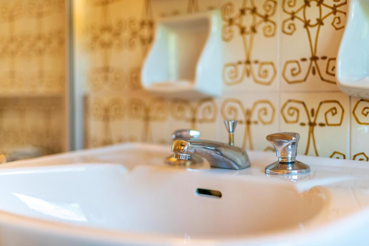 Haus Oberhofer Bed & Breakfast Girlan Dış mekan fotoğraf